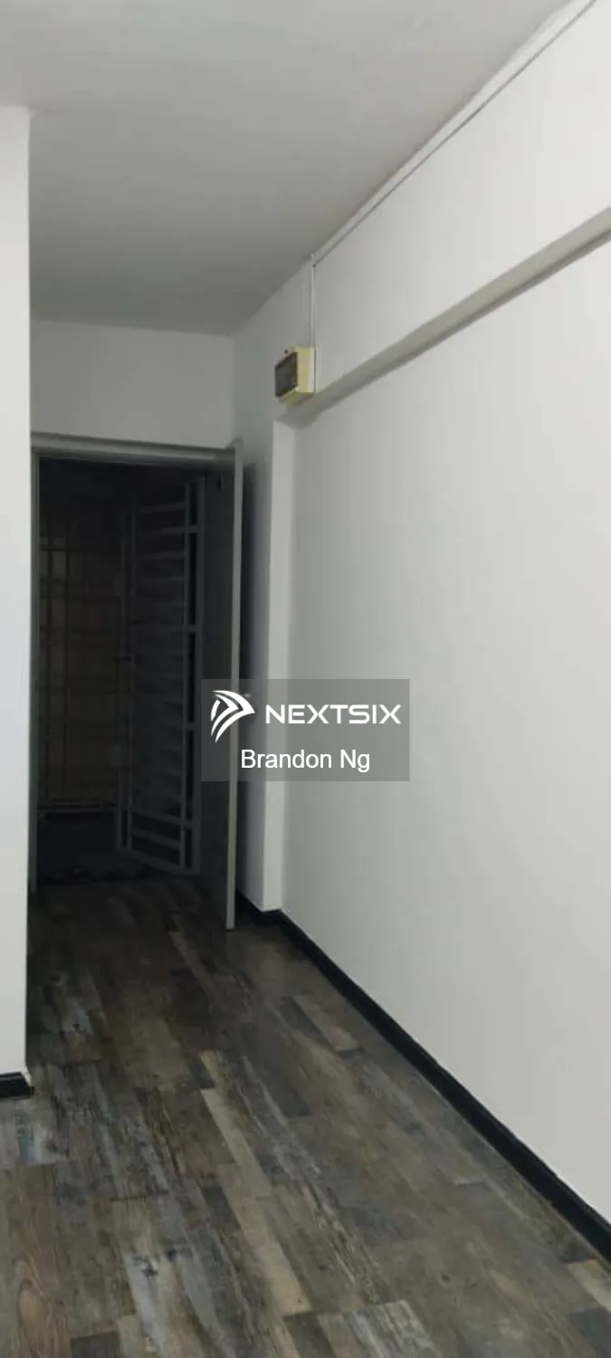 Apartment For Rent in Tanjong Tokong Penang - Image 4