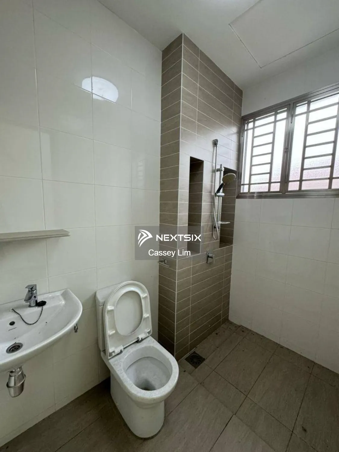 2-sty Terrace/Link House For Sale in Sungai Buloh Selangor - Image 9