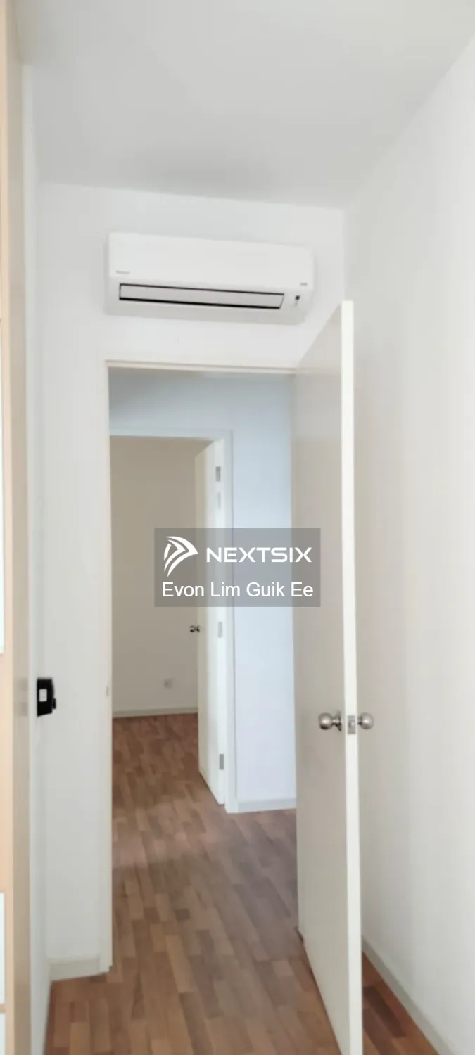 Semi-detached House For Sale in Kuala Selangor Selangor - Image 8