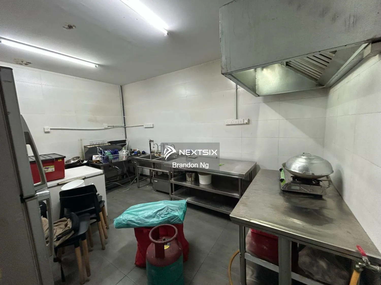 Shop For Rent in Georgetown Penang - Image 5