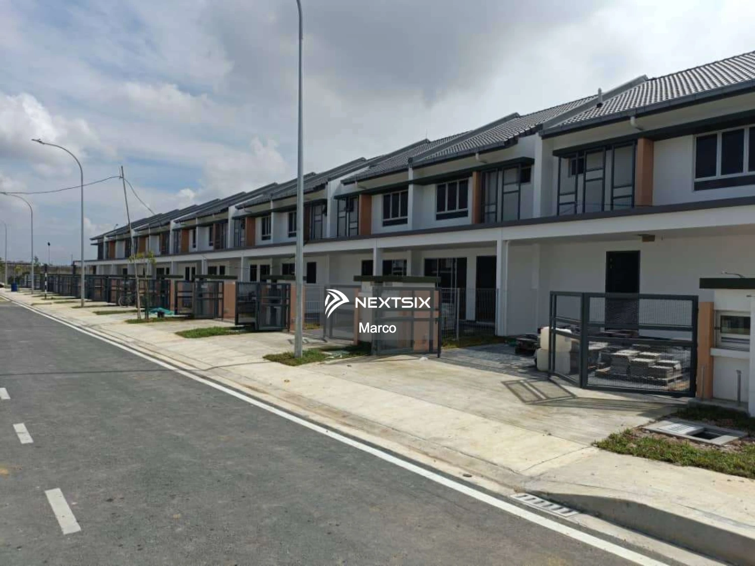 2-sty Terrace/Link House For Sale in Bandar Bukit Raja Selangor - Image 5