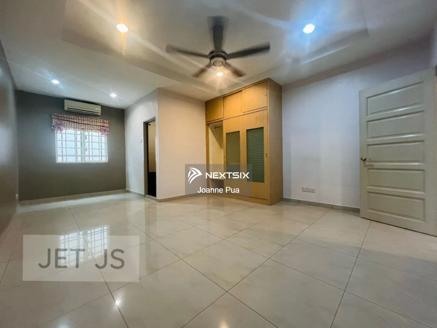 Semi-detached House For Sale in Bandar Bukit Tinggi Selangor - Image 10
