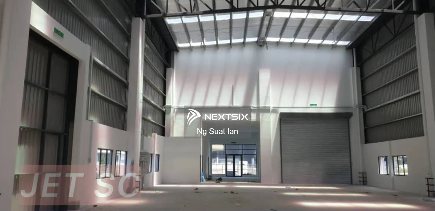 【 Super Huge Land 】 I8 @ Bandar Bukit Raja Klang Semi Detached Factory Intermedia/Corner To Let