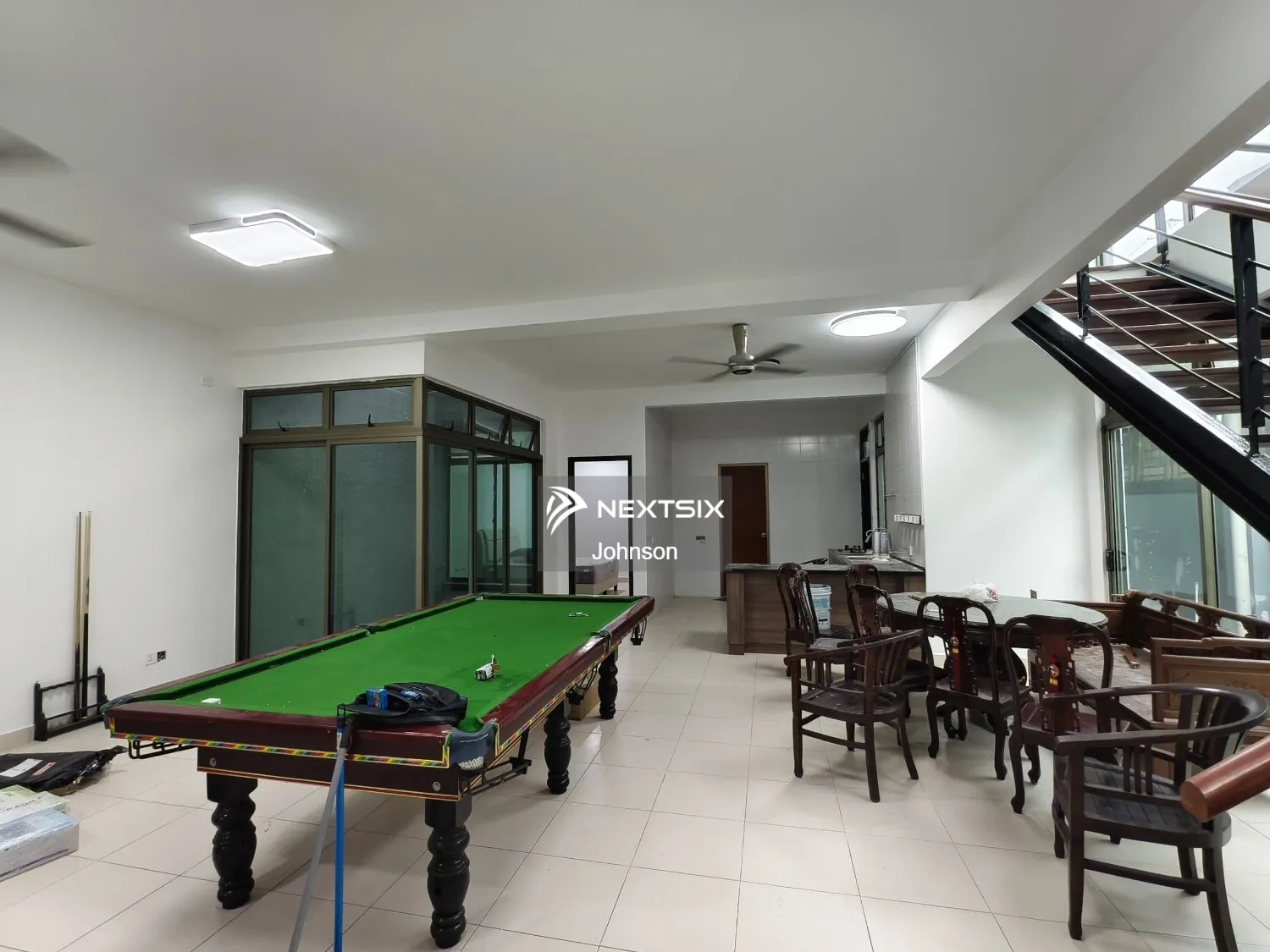 Sutera Pulai Cluster House Master Bed Room For Rent