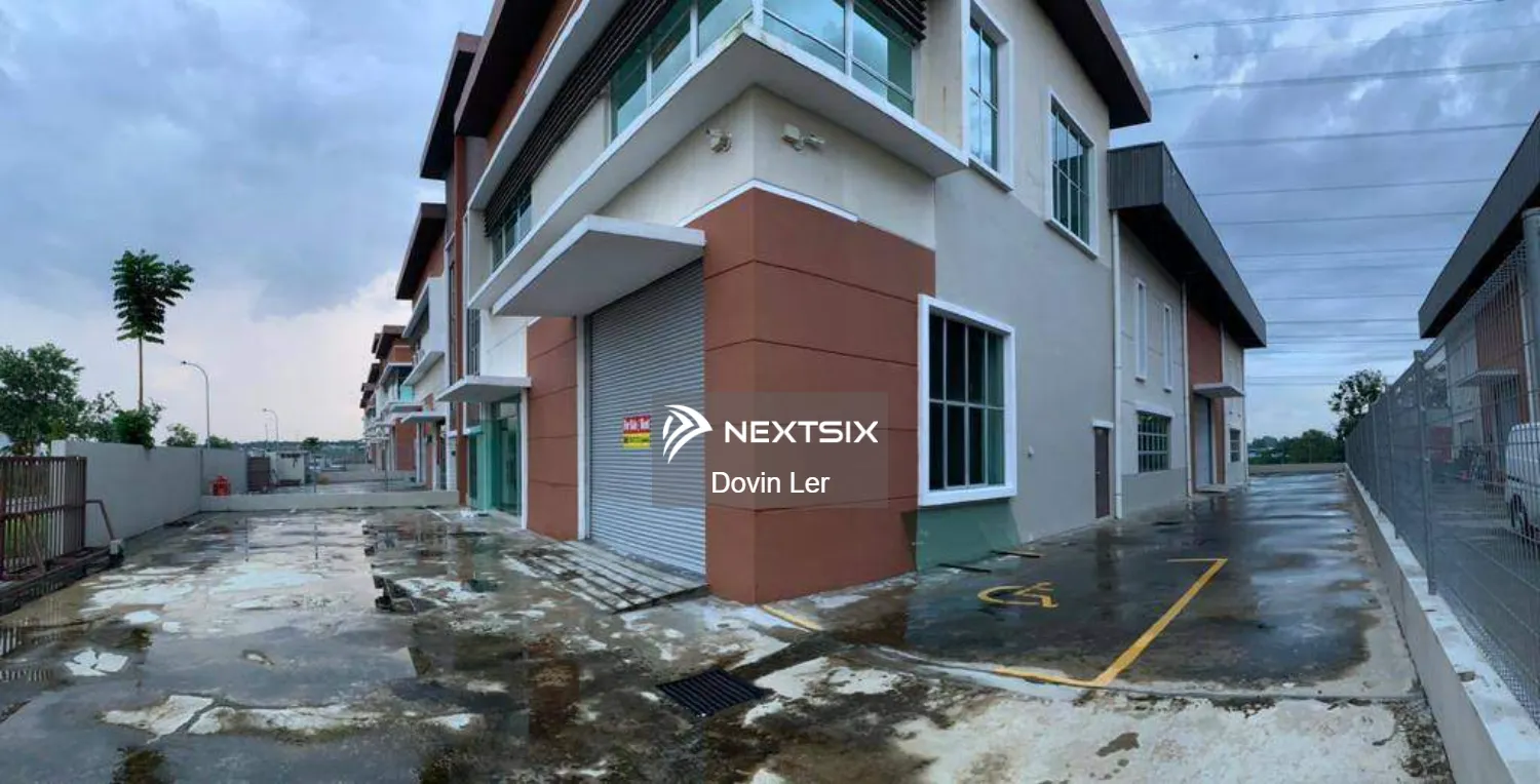 KEMPAS TIONG NAM INDUSTRIAL PARK 1.5 STOREY SEMI-D FACTORY-FOR SALE | 新山甘拔士-TIONG NAME INDUSTRIAL PARK半独立 1.5 层 工厂—出售。