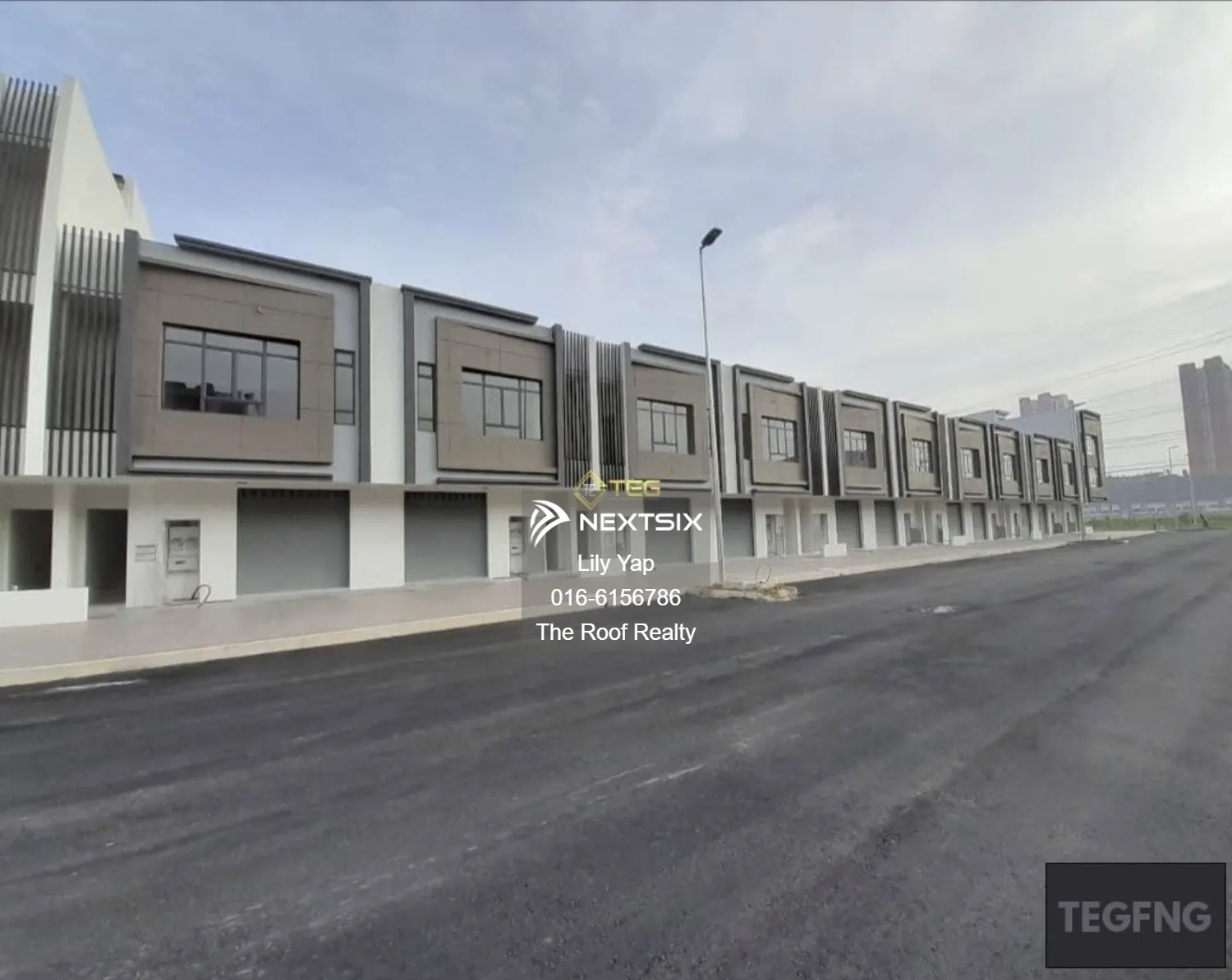 Uptown Rimbayu -Ground Floor Shop For Rent