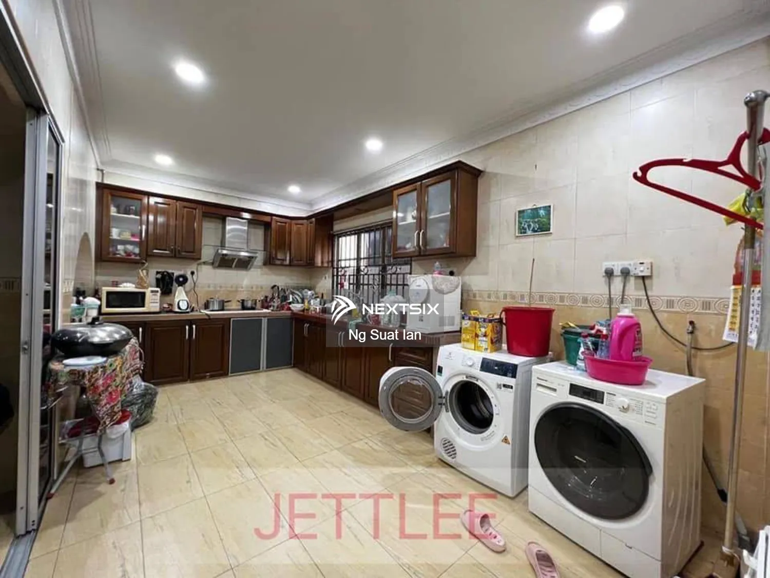 Semi-detached House For Sale in Klang Selangor - Image 6