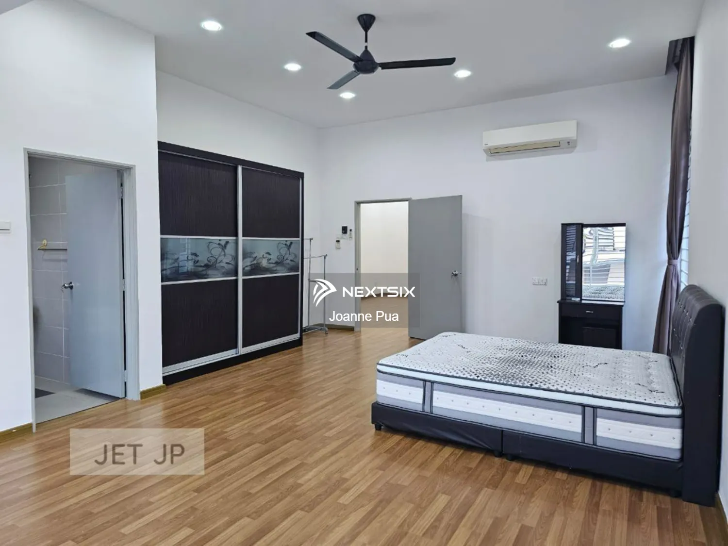 Semi-detached House For Sale in Klang Selangor - Image 7