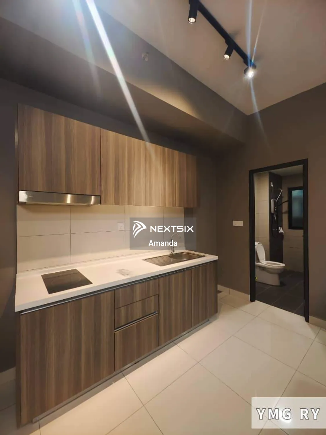 Edusentral Yale Suites Setia Alam