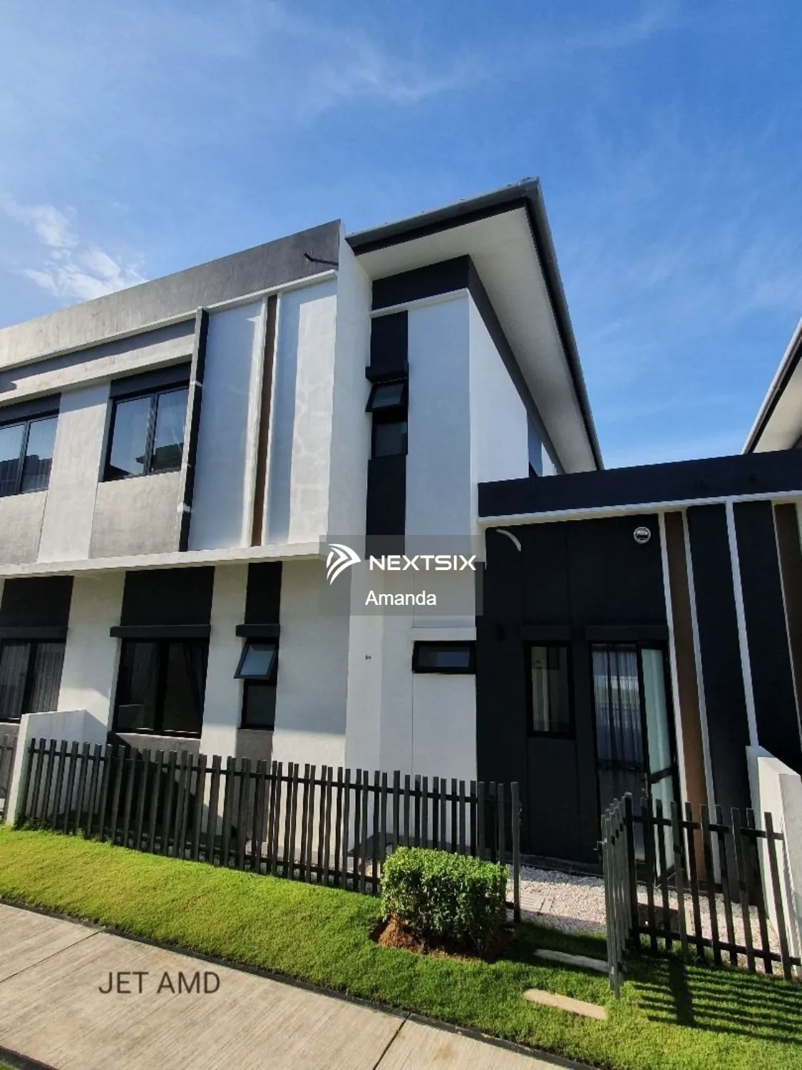 Semi-detached House For Sale in Shah Alam Selangor