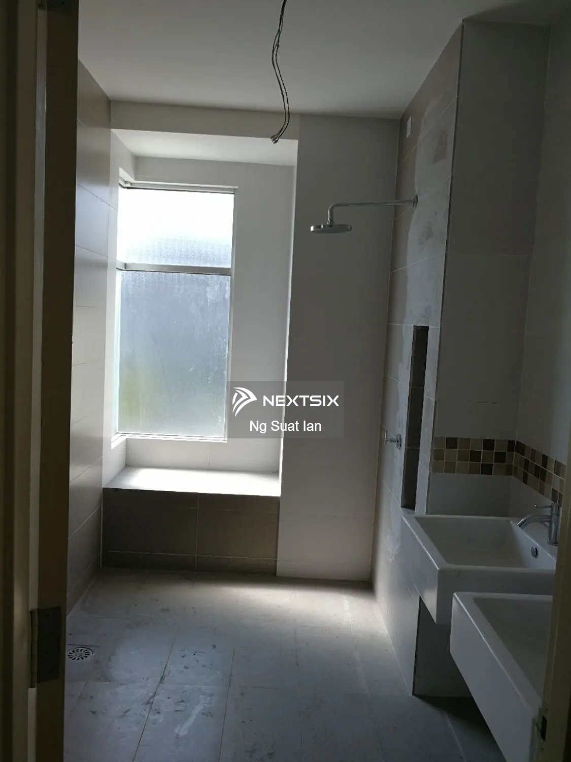 Semi-detached House For Sale in Klang Selangor - Image 4