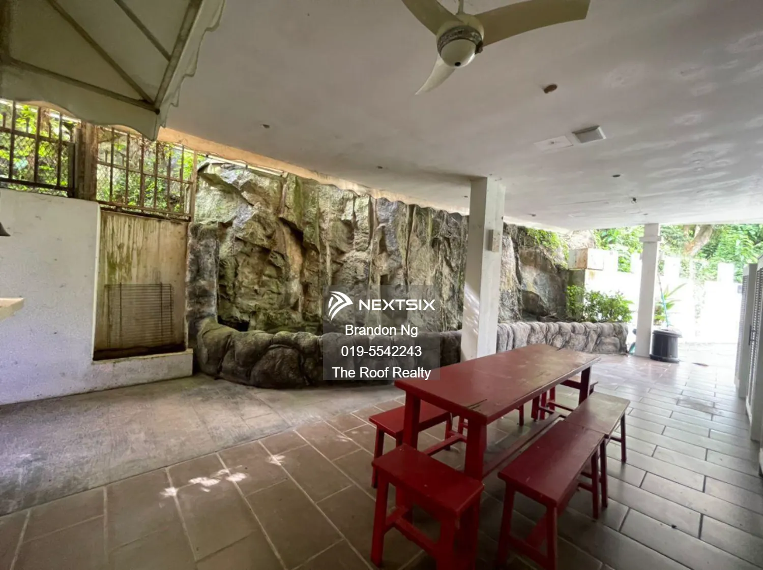 Bungalow For Sale in Paya Terubong Penang