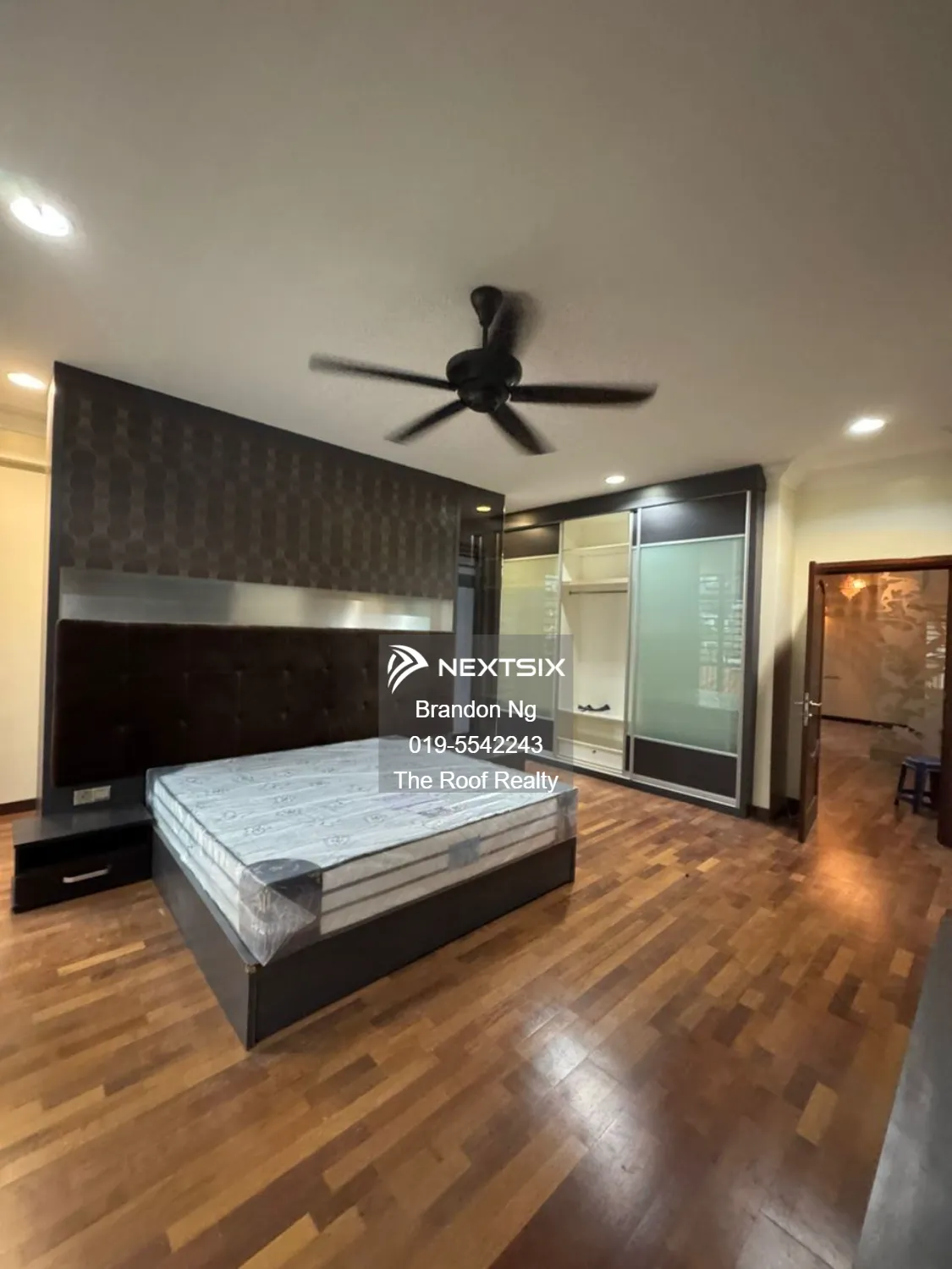 Bungalow For Rent in Bayan Lepas Penang - Image 8