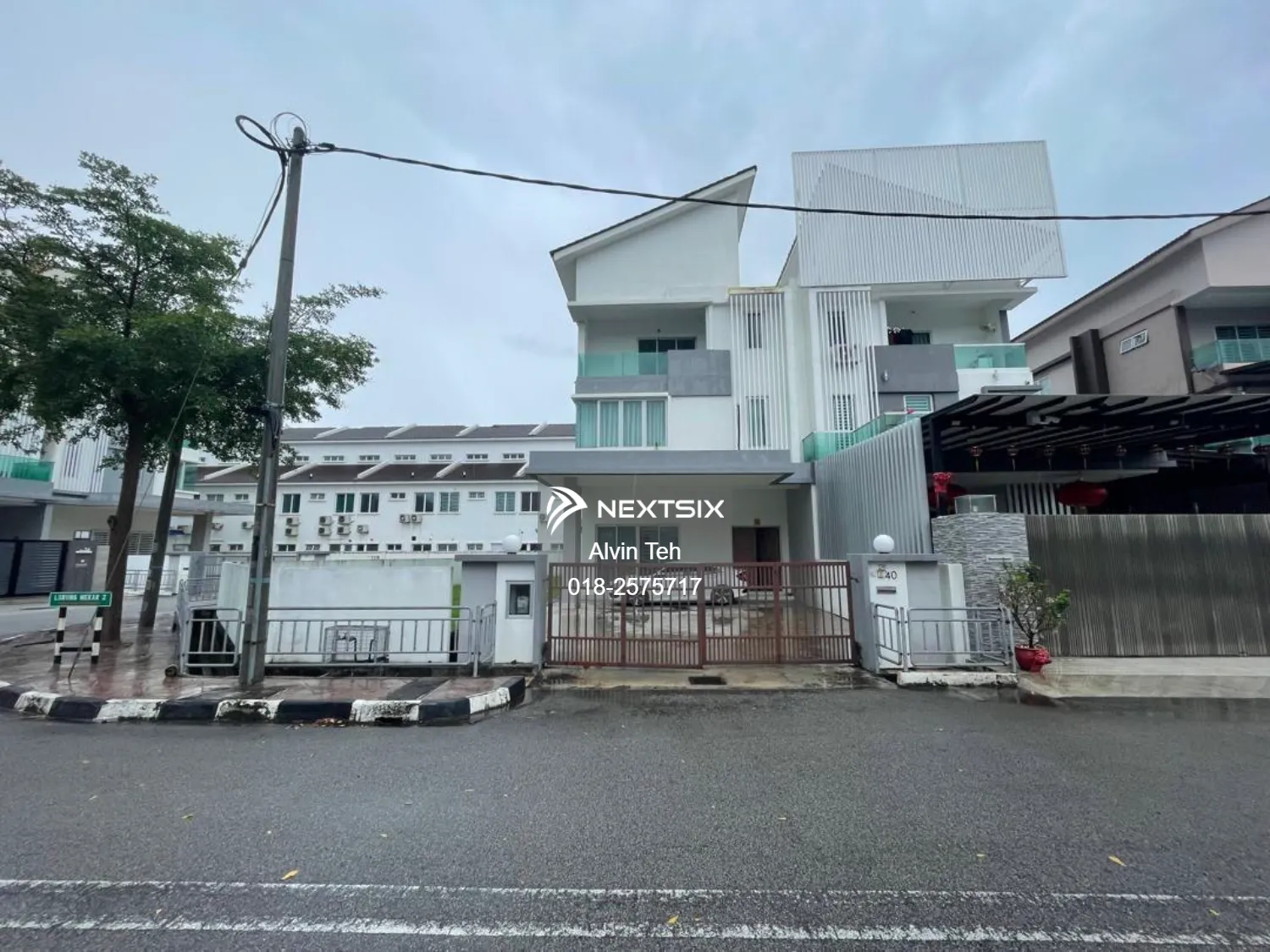 Semi-detached House For Sale in Mak Mandin Penang