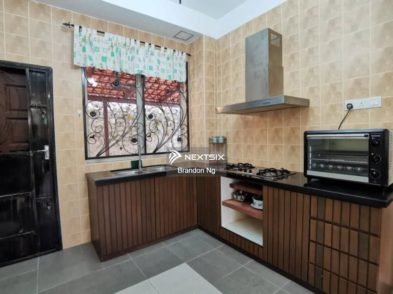 Bungalow For Sale in Batu Ferringhi Penang - Image 11