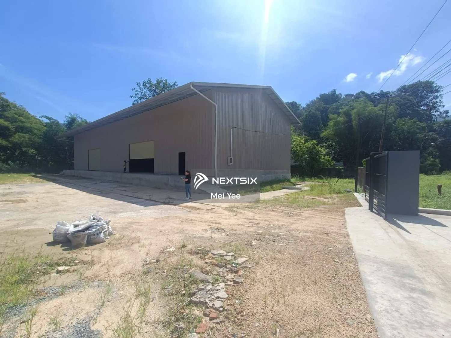 Kiansom Warehouse