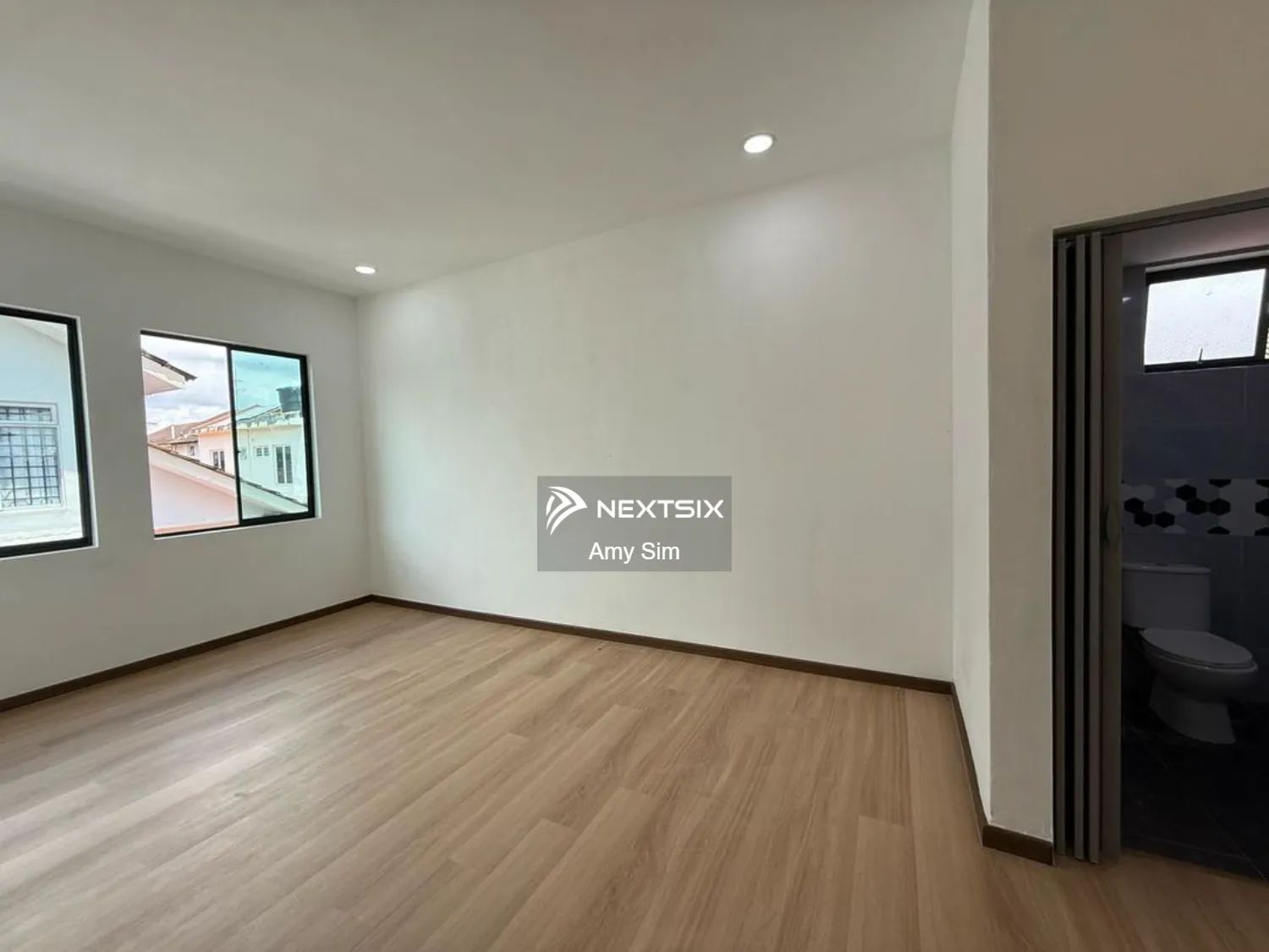 Semi-detached House For Sale in Johor Bahru Johor - Image 2