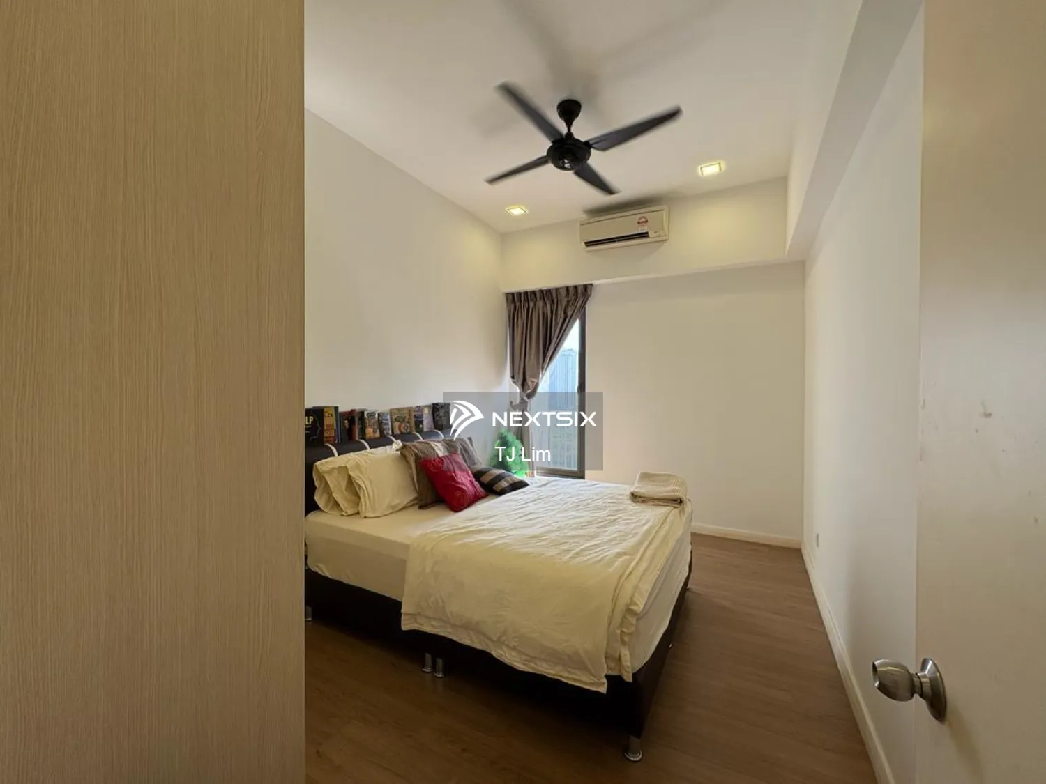 Waterway Peaks Residences