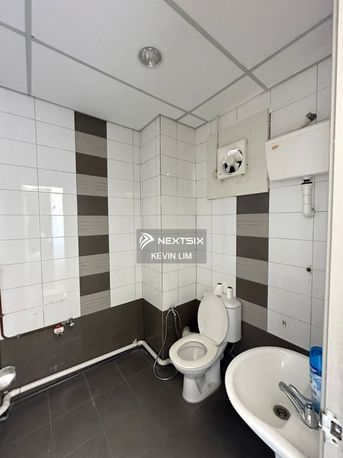 Shop For Rent in Bayan Baru Penang - Image 6