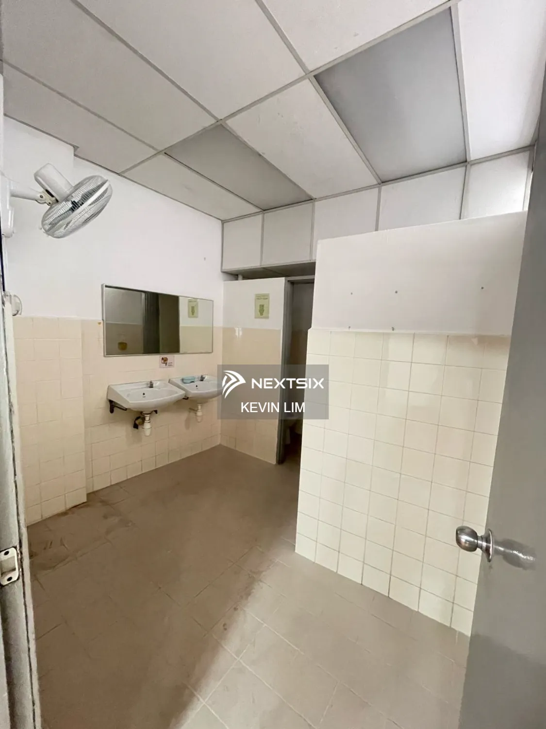 Shop For Rent in Georgetown Penang - Image 7