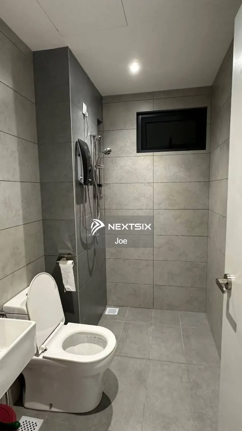 Serviced Residence For Sale in Bandar Botanic Selangor - Image 9