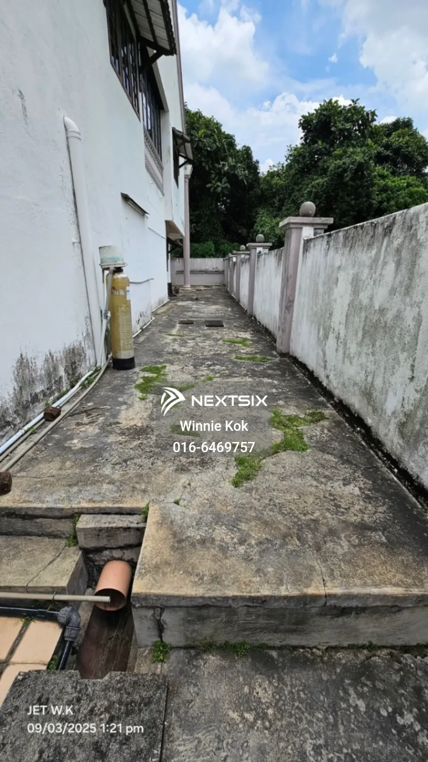 Bungalow For Sale in Klang Selangor - Image 17