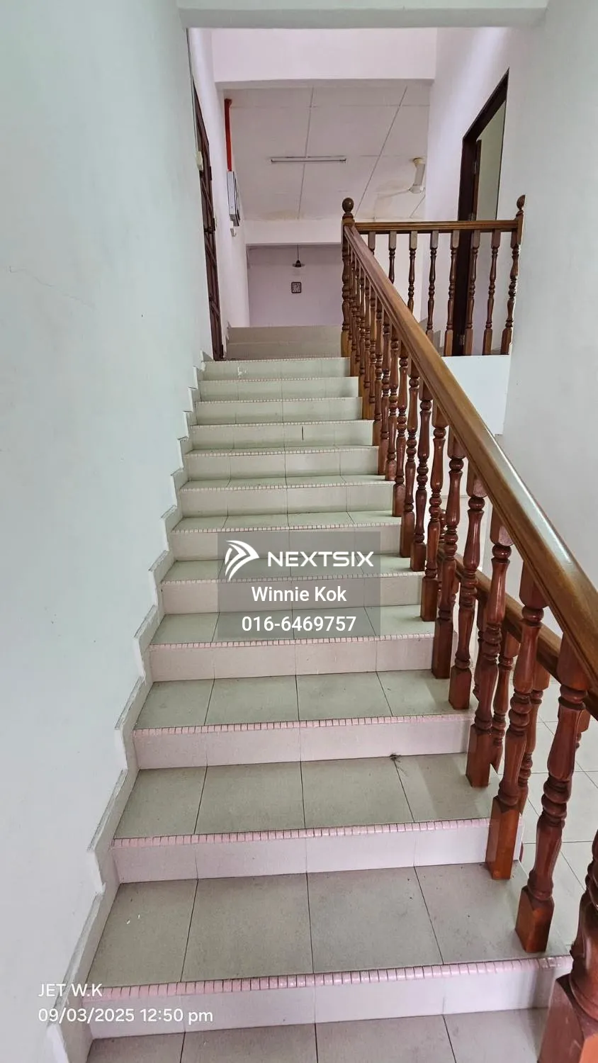 Bungalow For Sale in Klang Selangor - Image 5