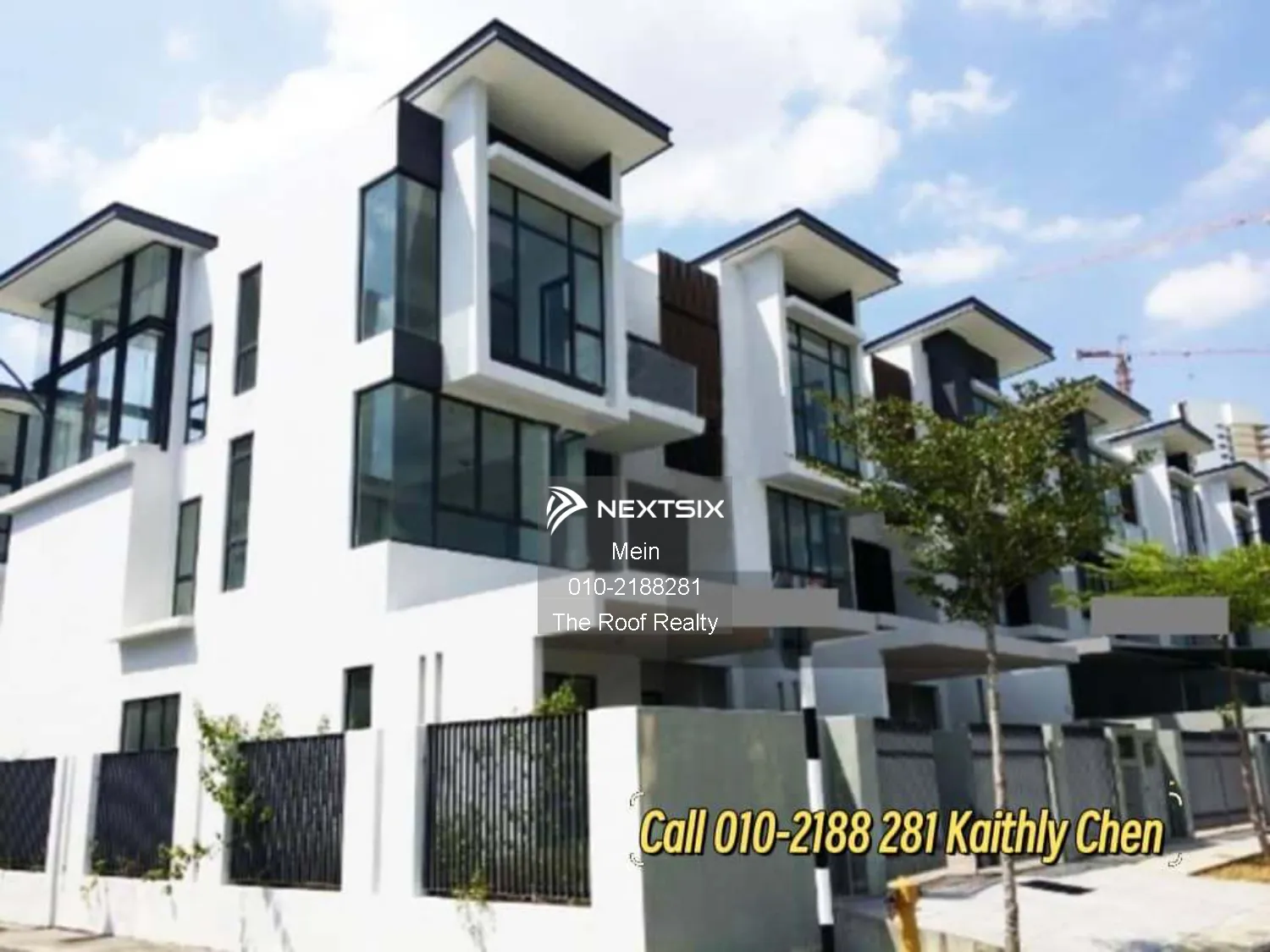 ** End Lot ** Mutiara Villa 3 Storey Landed House (Partly Furnished)