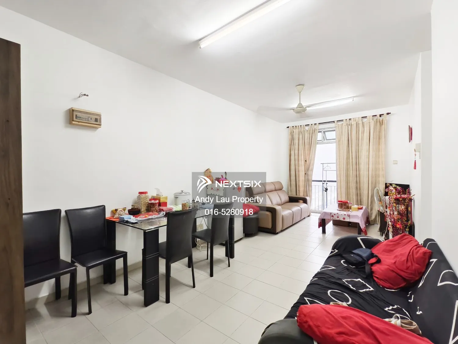Lake View Suites