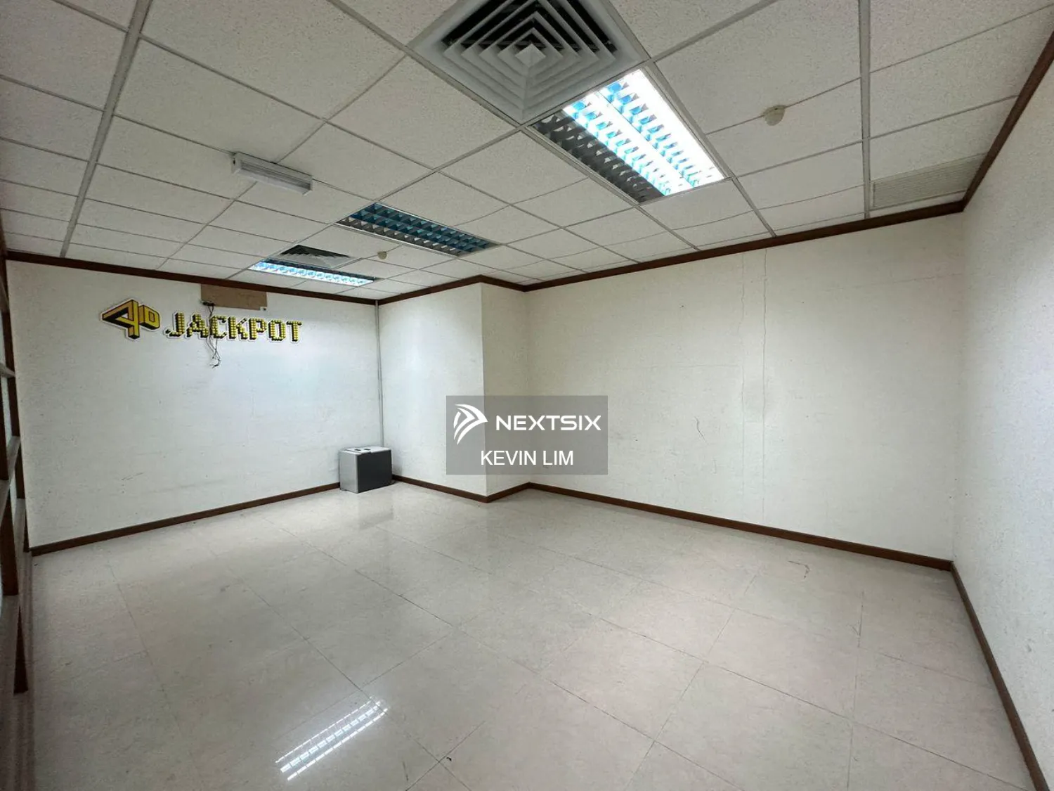 Shop For Rent in Georgetown Penang - Image 7