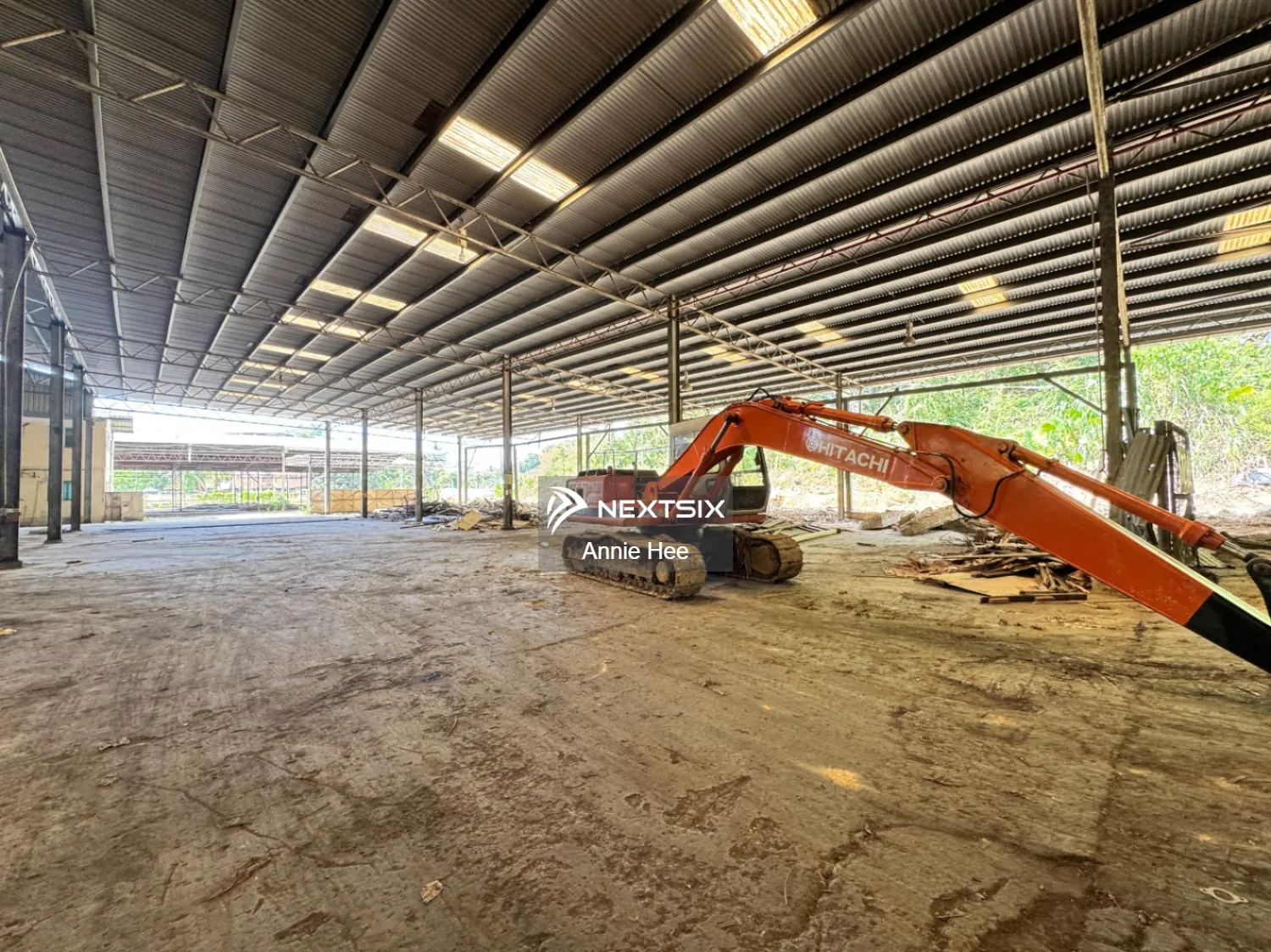 [FOR SALE] Huge Warehouse | Facing Main Road | High Exposure | 1000 Amp | Menggatal Inanam