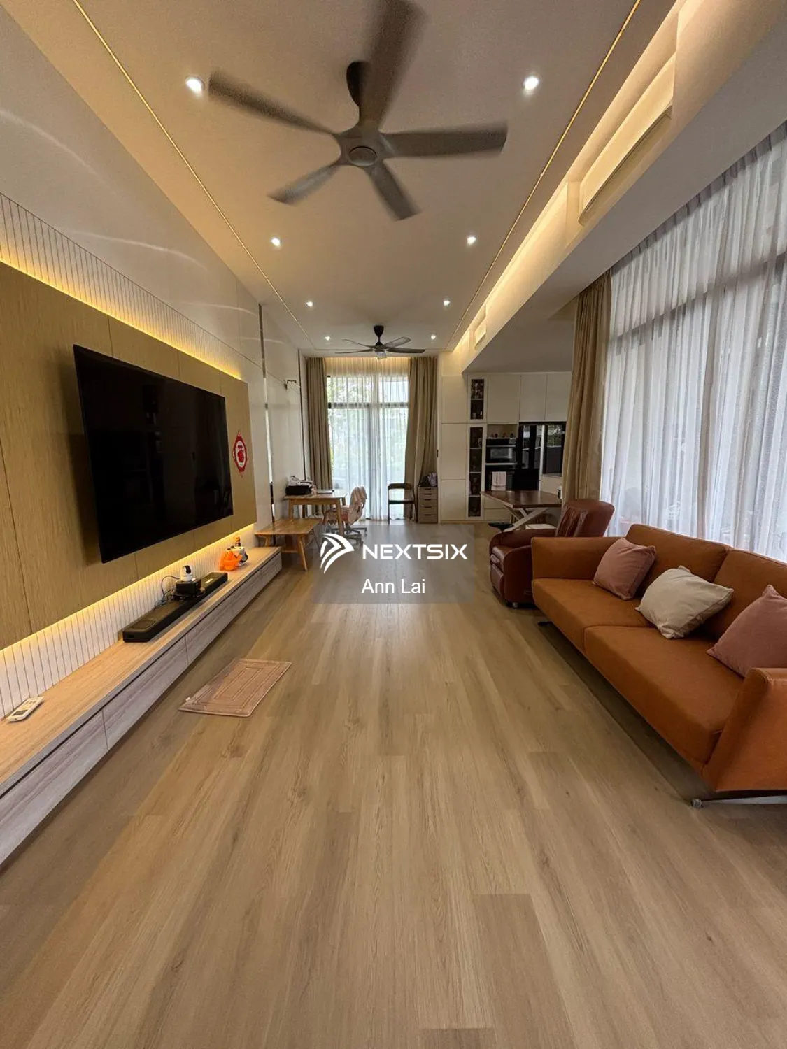 Avira Garden 2 Storey Terrace House ( Endlot )