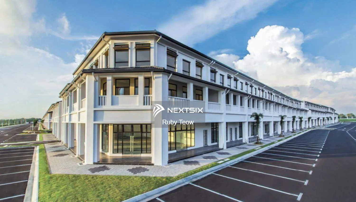 Eco Botanic City - New 3 Storey Shop Office Lot for Rent