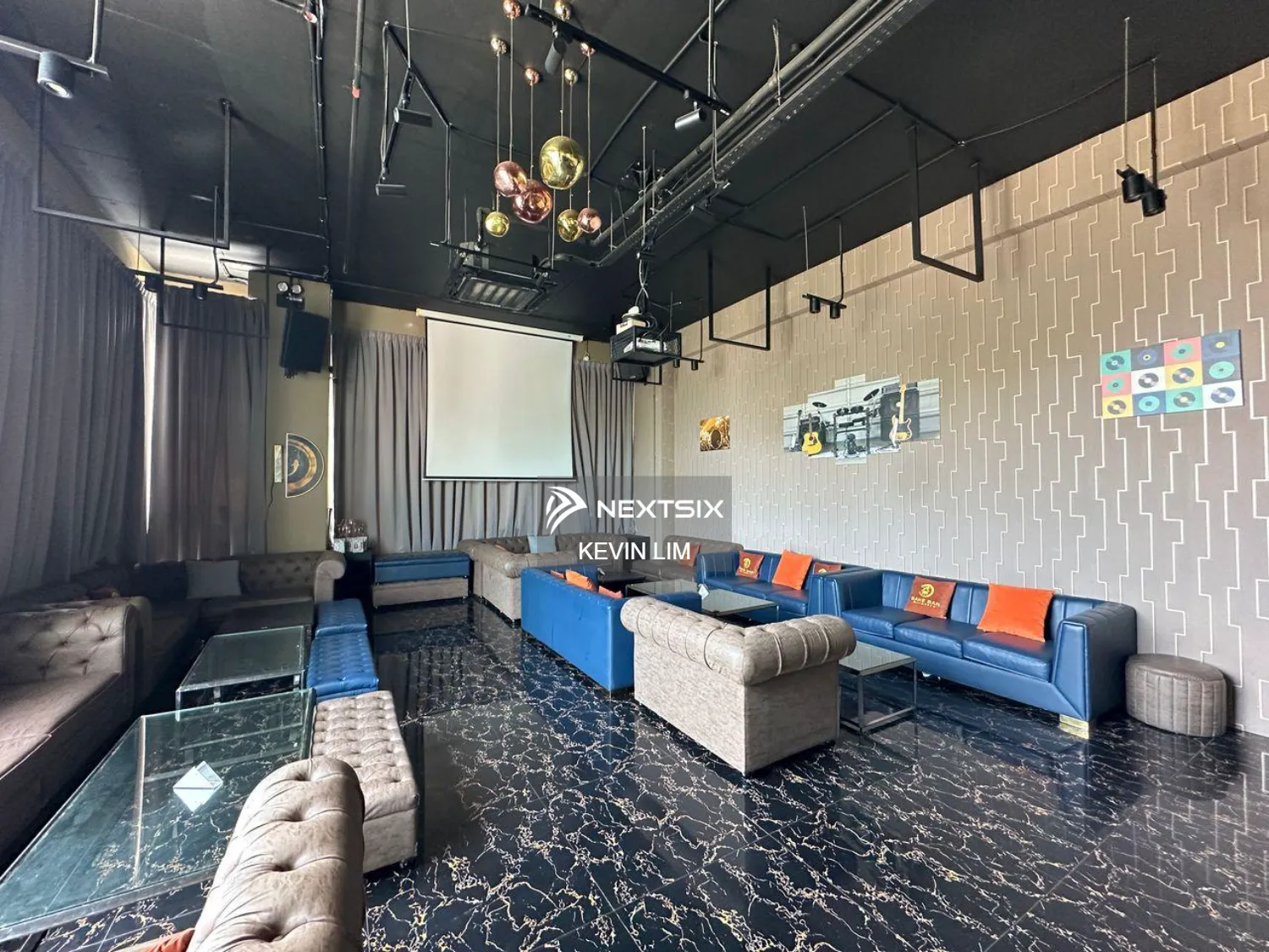 Upper Floor Commercial Shoplot 3500 sf Rent Fully Renovated Georgetown Main Road