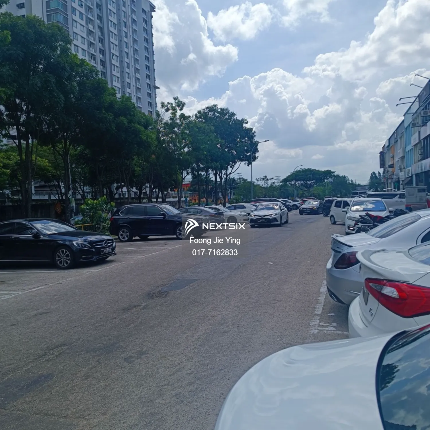 Taman Mount Austin, 3 Storey Shop Lot