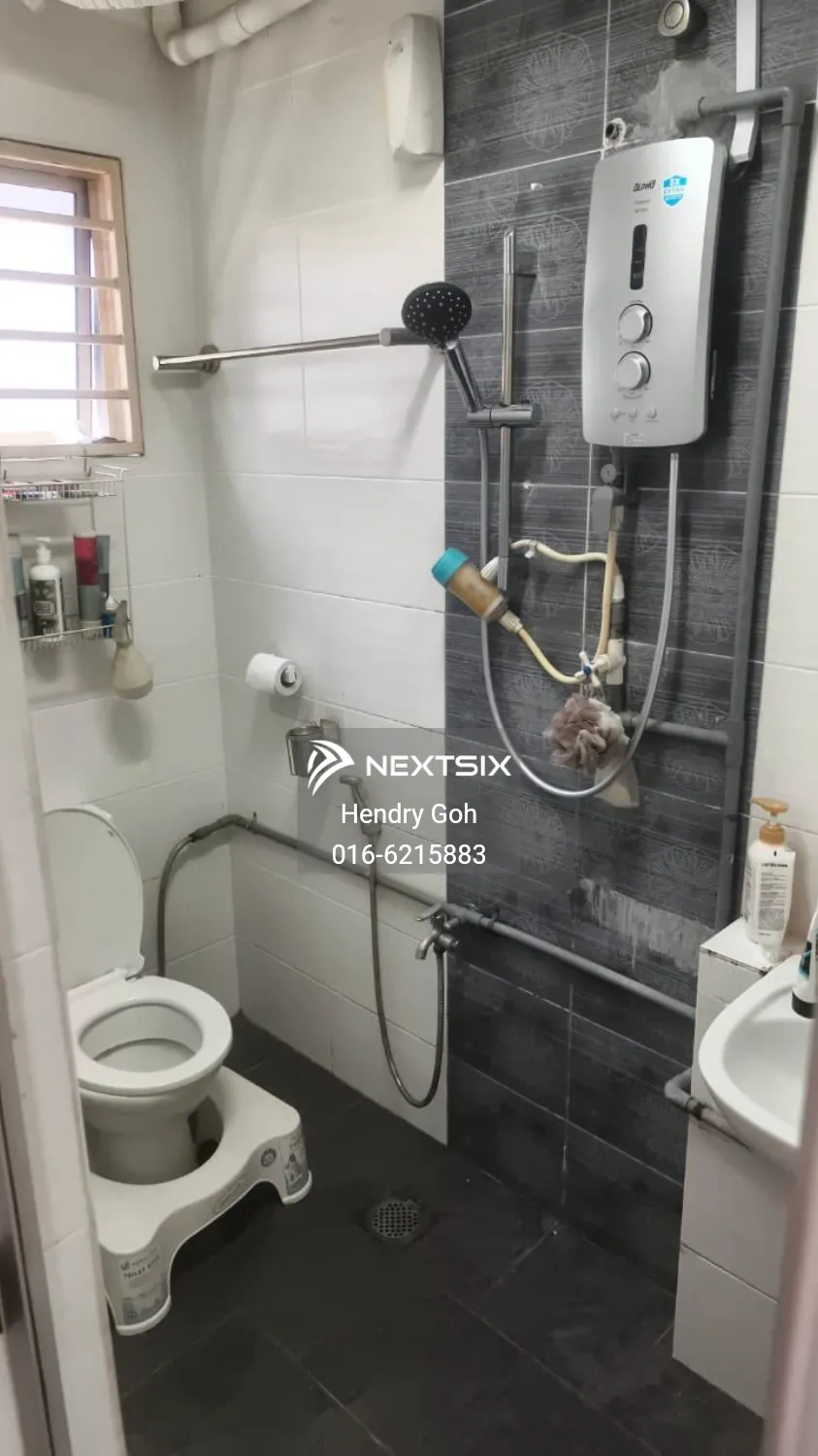 2-sty Terrace/Link House For Sale in Selayang Selangor - Image 6