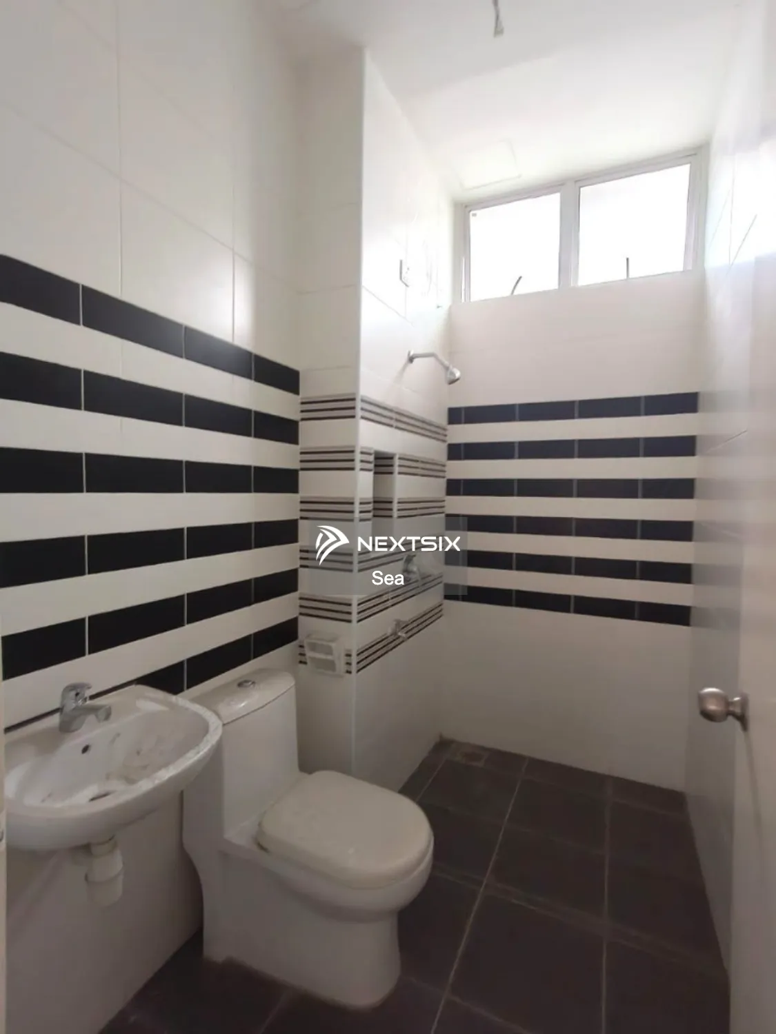 3-sty Terrace/Link House For Sale in Johor Bahru Johor - Image 8