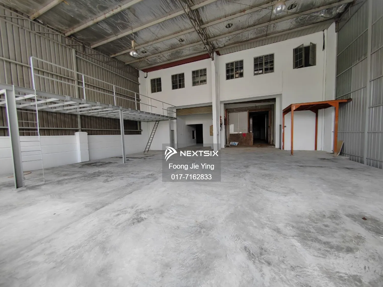 Taman Mount Austin, 1.5 Storey Terrace Factory