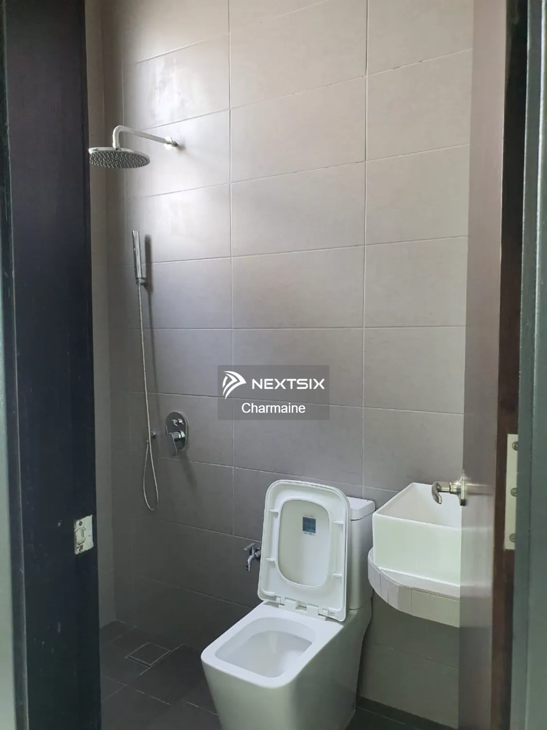 Semi-detached House For Sale in Kajang Selangor - Image 19