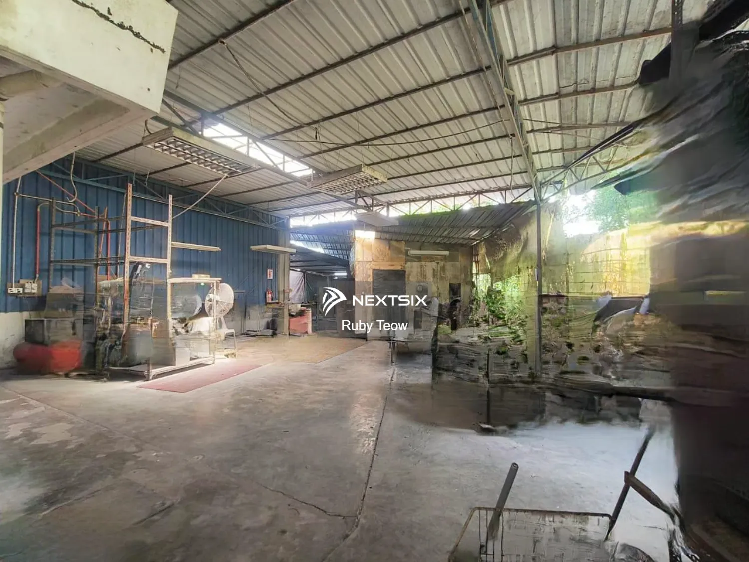 Tampoi - Detached Factory for Sale