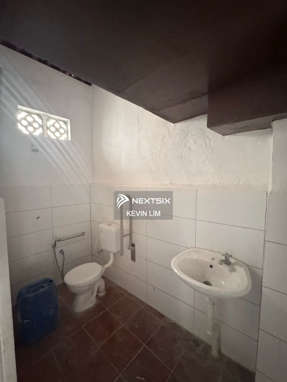 Shop For Rent in Georgetown Penang - Image 5