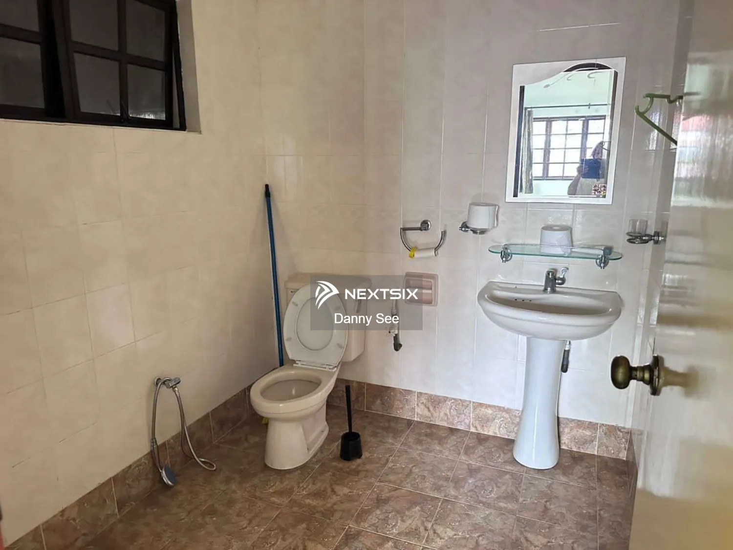 Bungalow For Sale in Kulai Johor - Image 16
