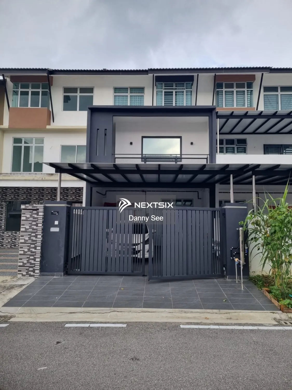 Taman Scientex Utama Senai 2.5 Storey Terrace House Renovated
