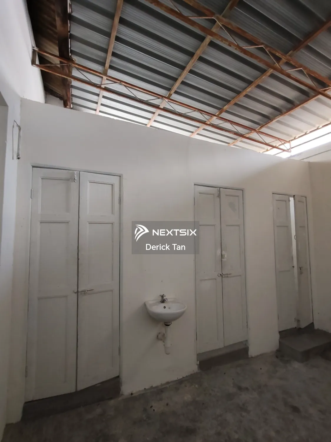 Shop For Rent in Georgetown Penang - Image 9