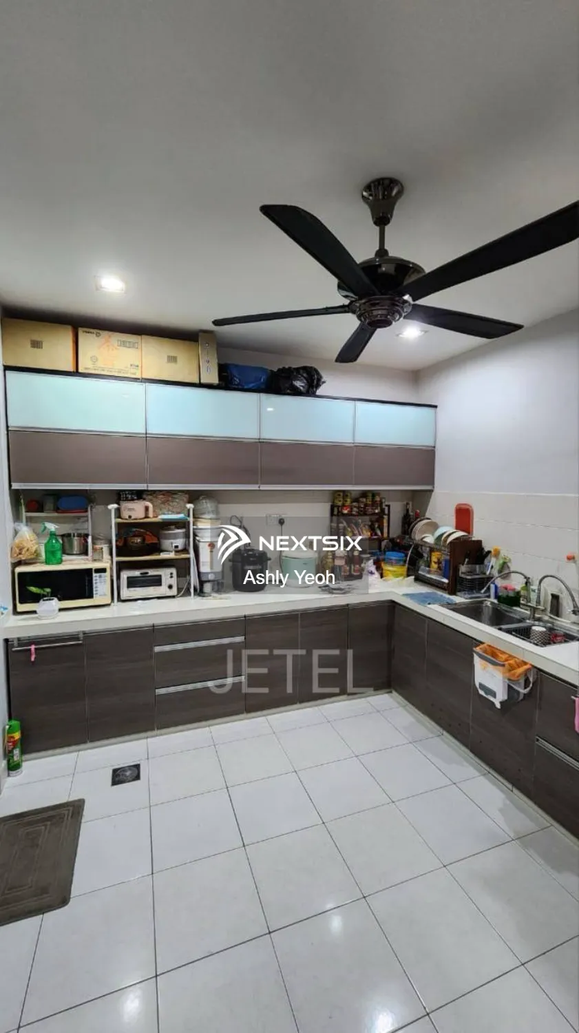 Semi-detached House For Sale in Aman Perdana Selangor - Image 5