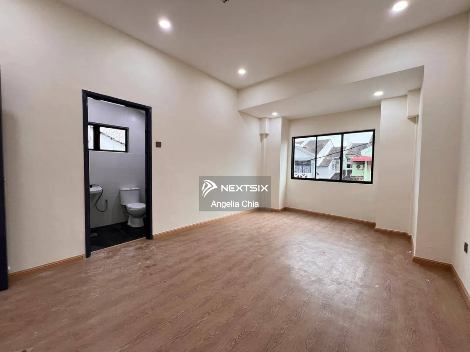 2-sty Terrace/Link House For Sale in Ulu Tiram Johor - Image 6