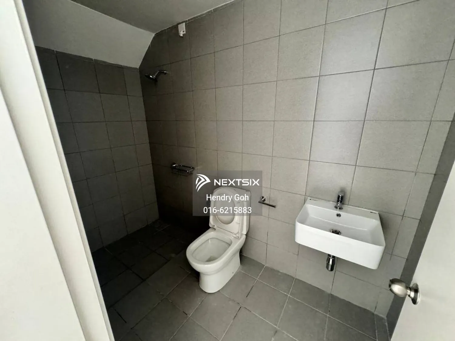 2-sty Terrace/Link House For Sale in Rawang Selangor - Image 7