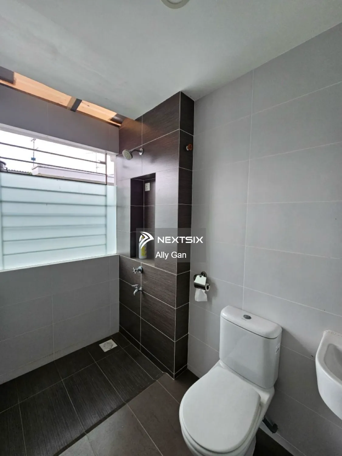 2-sty Terrace/Link House For Sale in Johor Bahru Johor - Image 9