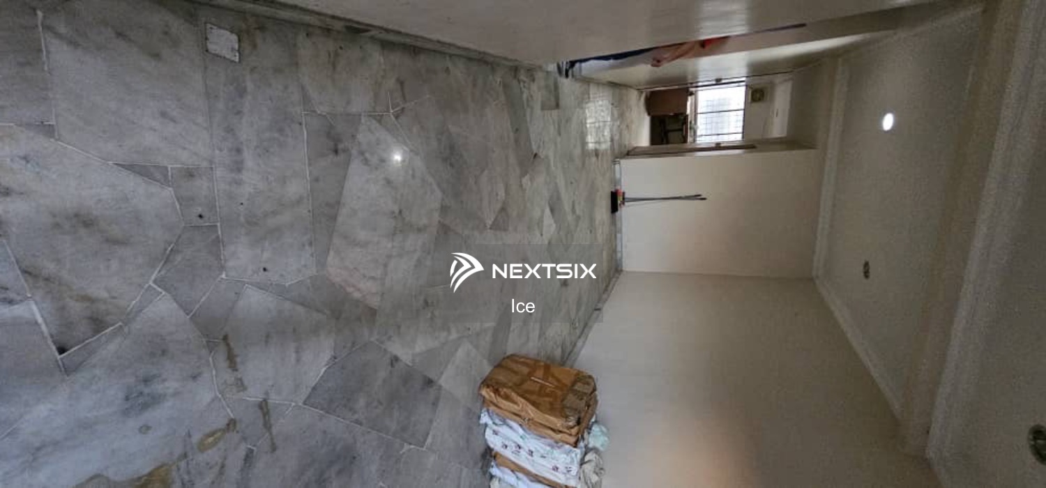 1-sty Terrace/Link House For Sale in Klang Selangor - Image 11
