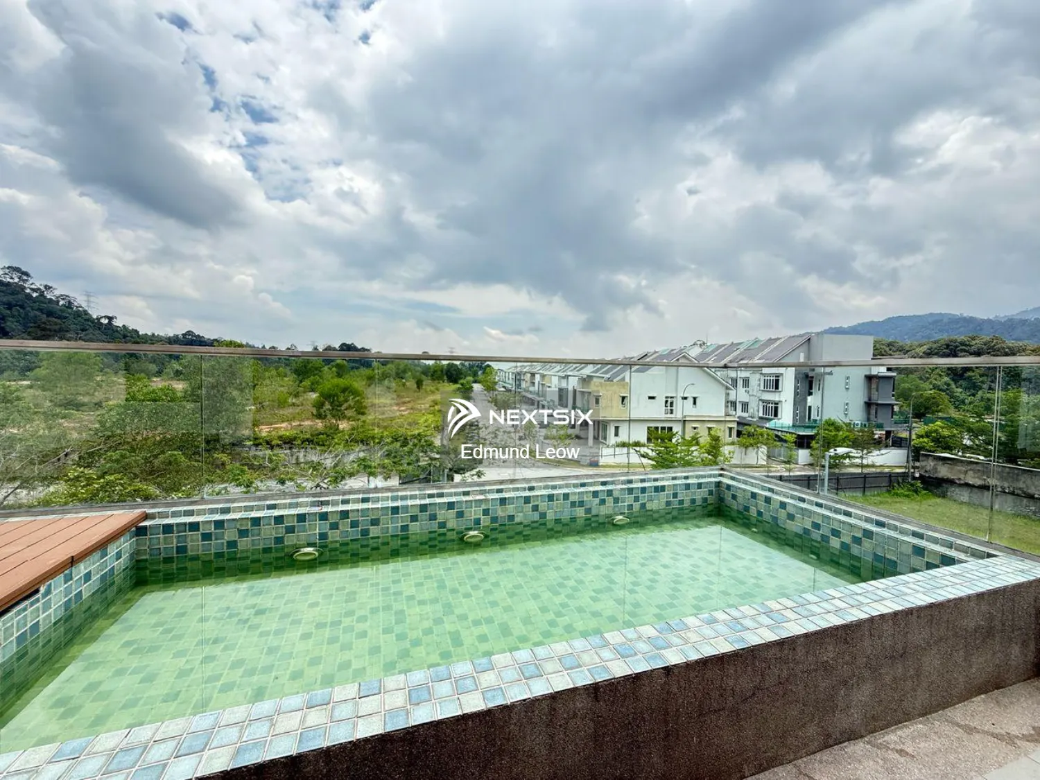 Semi-detached House For Rent in Rawang Selangor - Image 11